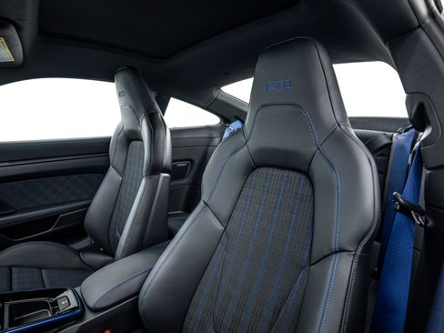 New 2026 Porsche 911 Carrera T image 14