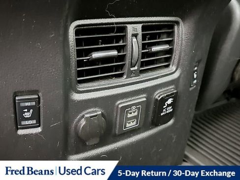 Used 2021 Nissan Titan Platinum Reserve w/ Moonroof Package image 30