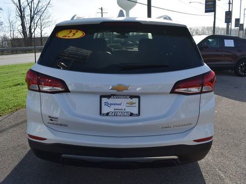 Used 2023 Chevrolet Equinox Premier image 4