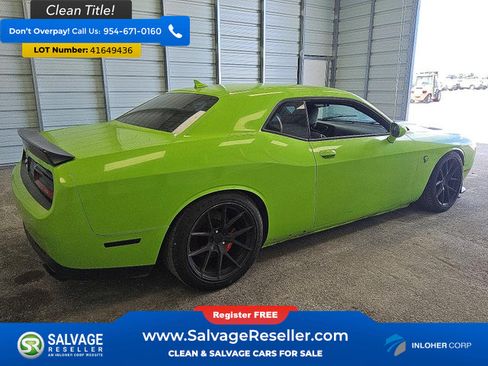 Used 2015 Dodge Challenger SRT Hellcat RWD image 4