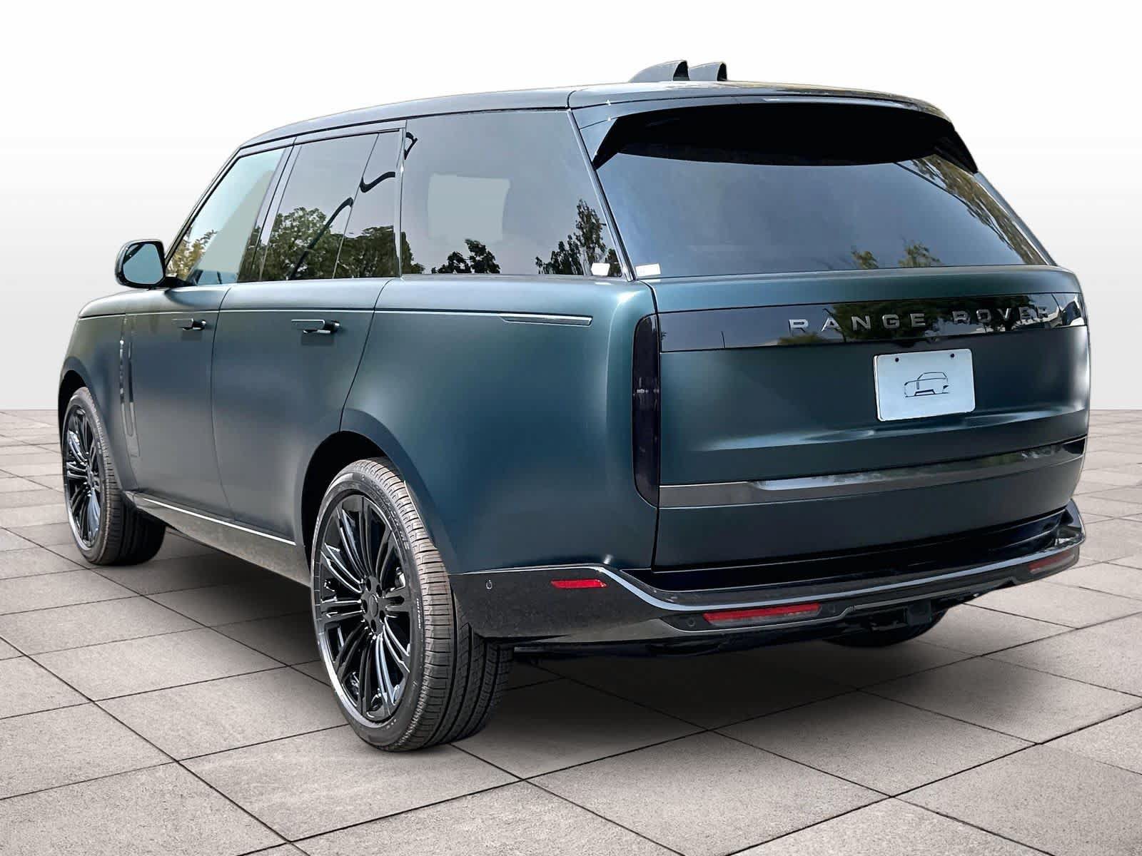 New 2026 Land Rover Range Rover SE AWD/4WD image 3