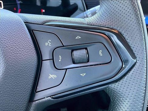 Certified 2025 Chevrolet TrailBlazer LT FWD image 21