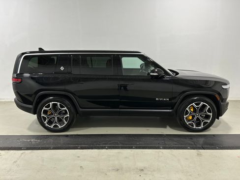 Used 2023 Rivian R1S Adventure AWD/4WD image 6