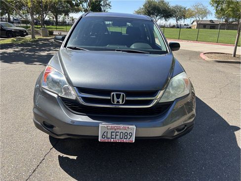 Used 2010 Honda CR-V LX image 3