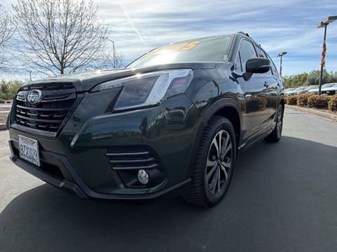 Used 2022 Subaru Forester Limited w/ Popular Package #2 image 9