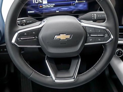 New 2026 Chevrolet Equinox EV LT w/ Convenience Package II FWD image 19
