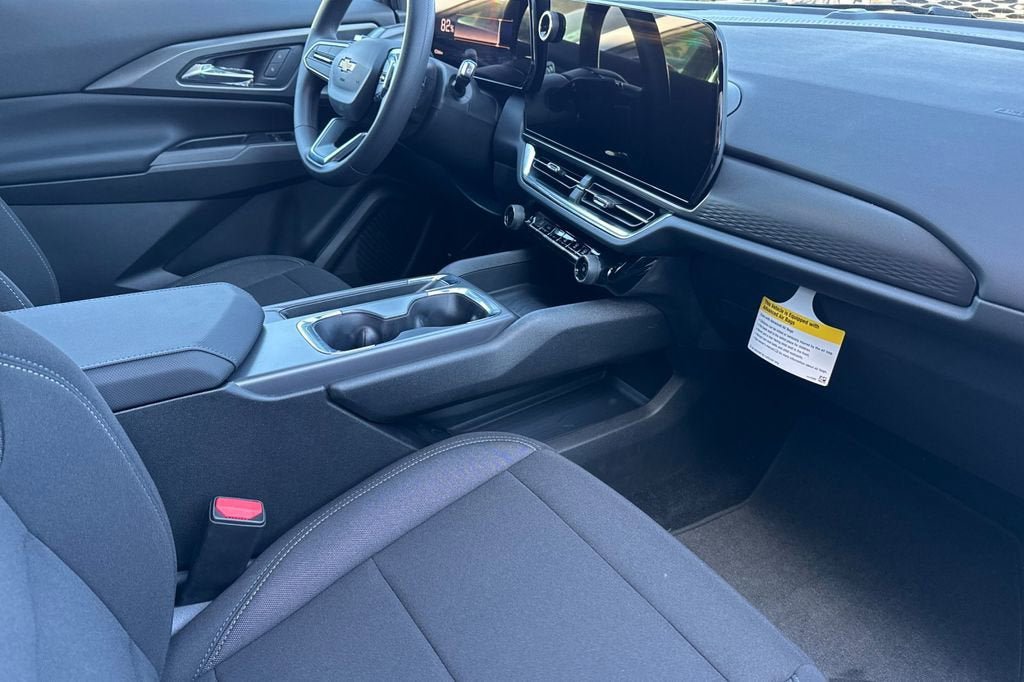 New 2026 Chevrolet Equinox EV LT FWD image 16