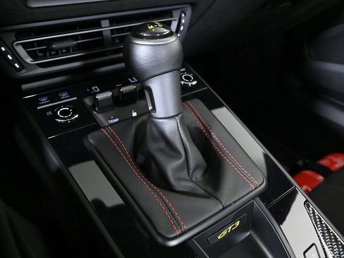 Certified 2022 Porsche 911 GT3 image 25