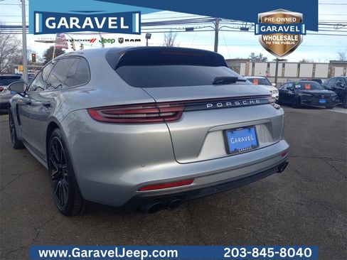Used 2018 Porsche Panamera 4 image 4