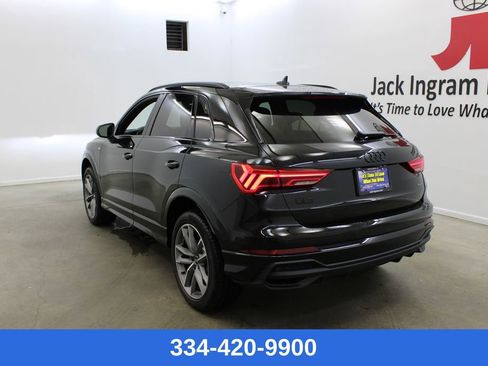 New 2025 Audi Q3 2.0T Premium image 3