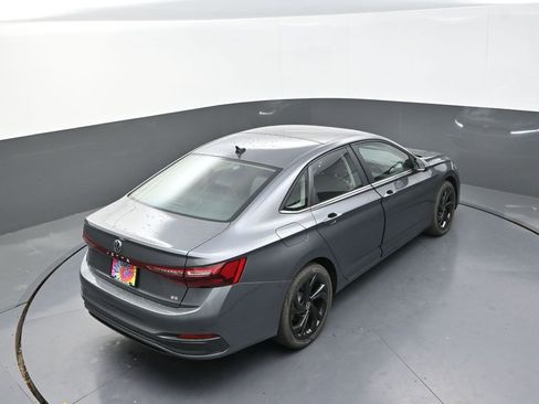 New 2026 Volkswagen Jetta SE image 17
