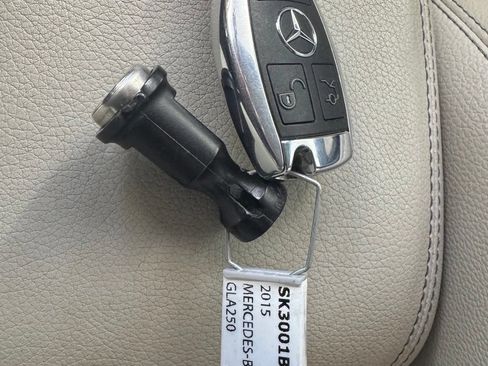 Used 2015 Mercedes-Benz GLA 250 4MATIC image 3