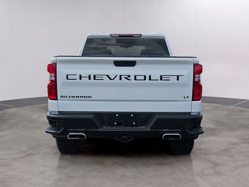 Used 2021 Chevrolet Silverado 1500 LT Trail Boss w/ Convenience Package II AWD/4WD image 5