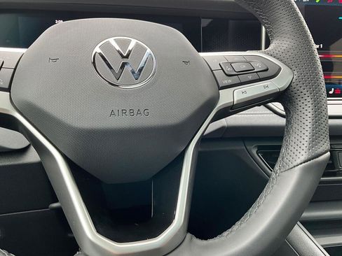 New 2026 Volkswagen Tiguan SE R-Line image 19