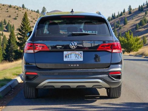 Used 2024 Volkswagen Taos S image 6