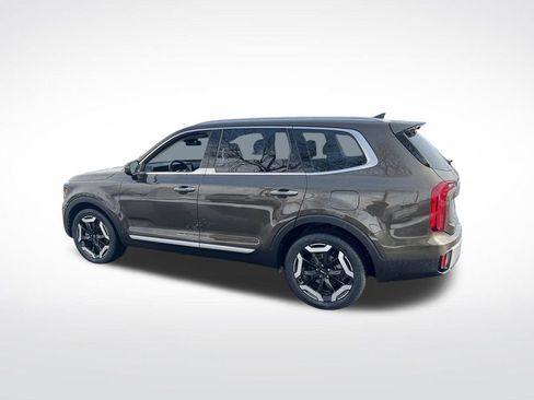 Certified 2023 Kia Telluride S w/ S Sunroof Package image 48