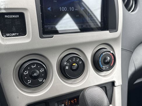 Used 2009 Toyota Matrix image 26