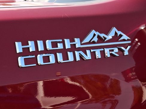 Used 2021 Chevrolet Silverado 3500 High Country image 32