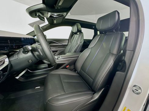 Used 2025 Cadillac Lyriq Sport w/ LPO, Floor Liner Package AWD/4WD image 21