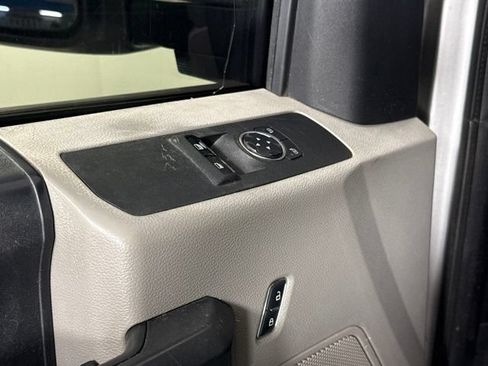 Used 2017 Ford F250 XL w/ Power Equipment Group AWD/4WD image 13