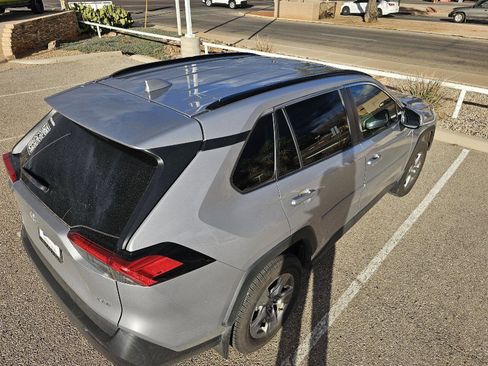 Used 2022 Toyota RAV4 XLE image 23