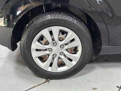 Used 2020 Kia Soul LX image 22