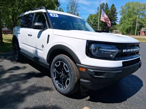 Used 2023 Ford Bronco Sport Outer Banks AWD/4WD image 8