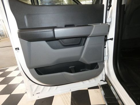 Used 2022 Ford F150 XLT w/ XTR Package image 25