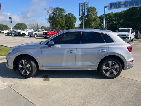 Used 2022 Audi Q5 2.0T Premium Plus w/ Premium Plus Package AWD/4WD image 3