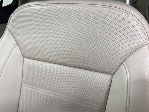 Used 2023 GMC Acadia Denali w/ Denali Ultimate Package image 20