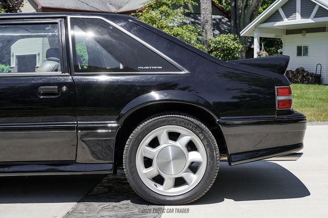 Used 1993 Ford Mustang Cobra RWD image 5