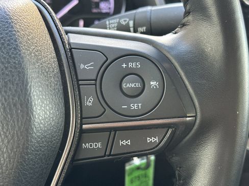 Used 2023 Toyota Camry SE image 25