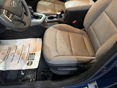 Used 2018 Hyundai Elantra SEL w/ Cargo Package image 23