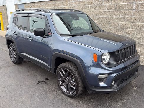 Used 2021 Jeep Renegade Latitude image 4
