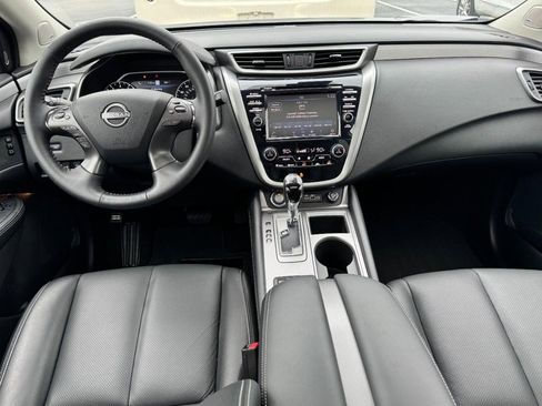Used 2024 Nissan Murano SL image 13