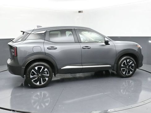 New 2025 Nissan Kicks SV w/ SV Premium Package AWD/4WD image 3