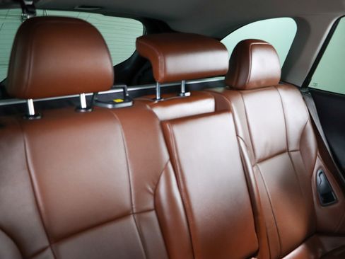 Used 2022 Subaru Outback Touring image 28