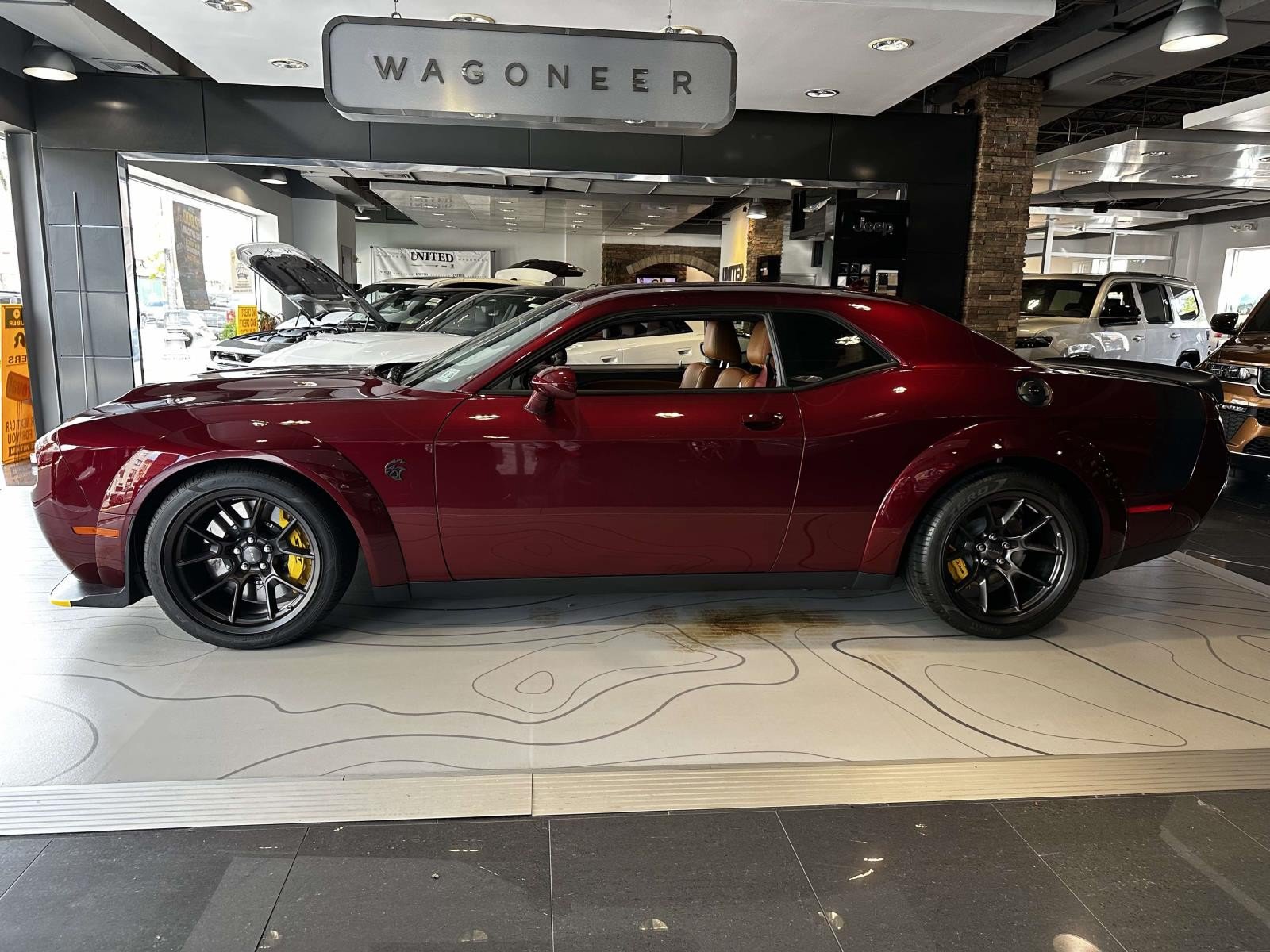 Used 2023 Dodge Challenger SRT Hellcat RWD image 7