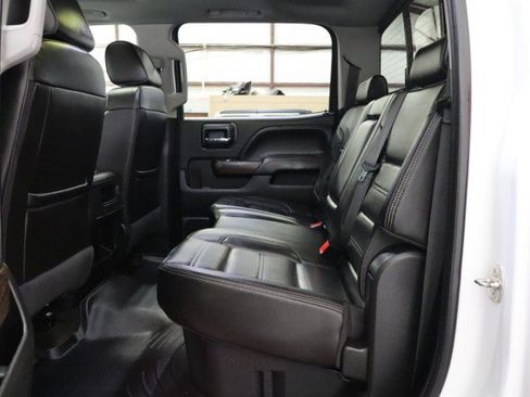 Used 2018 GMC Sierra 2500 Denali w/ Duramax Plus Package AWD/4WD image 47