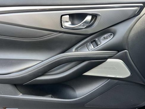 Used 2022 INFINITI Q60 3.0t Luxe w/ Cargo Package image 18