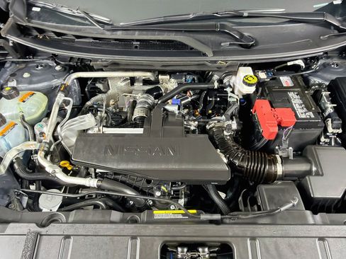 Used 2026 Nissan Rogue SV FWD image 32