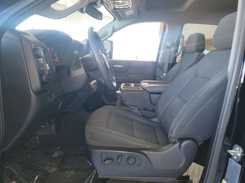 Used 2024 Chevrolet Silverado 2500 Custom w/ Custom Value Package AWD/4WD image 10