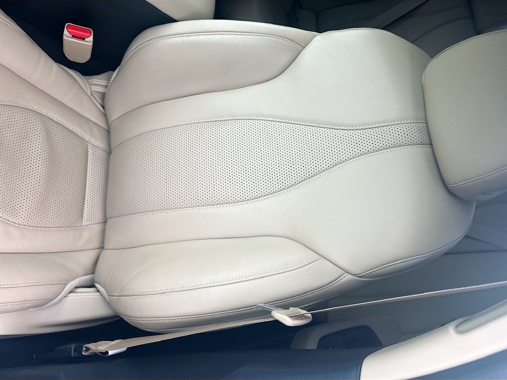 Used 2025 Acura TLX w/ Technology Package FWD image 20
