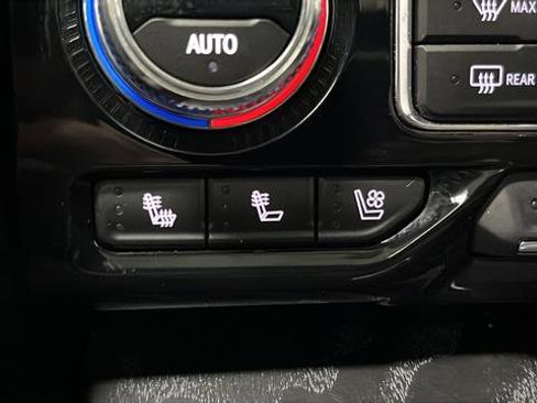 Used 2023 GMC Yukon Denali AWD/4WD image 31