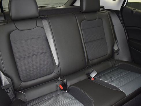 New 2026 Chevrolet Trax LT image 27