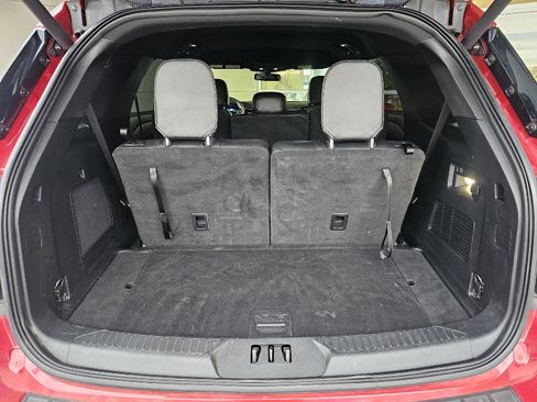 Used 2023 Ford Explorer ST-Line image 15