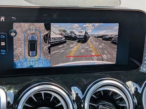 New 2026 Mercedes-Benz GLB 250 4MATIC image 13