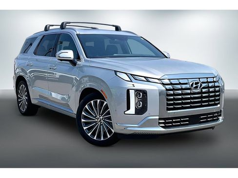 Used 2023 Hyundai Palisade Calligraphy AWD/4WD image 3