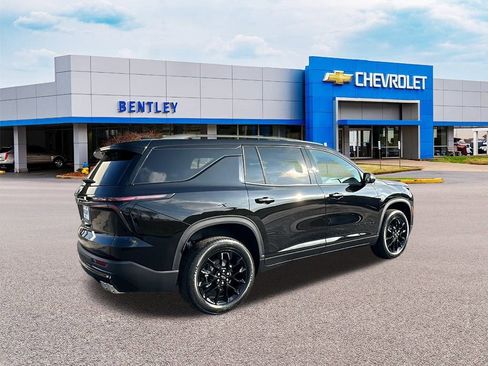 New 2026 Chevrolet Traverse LT w/ Midnight/Sport Edition image 5