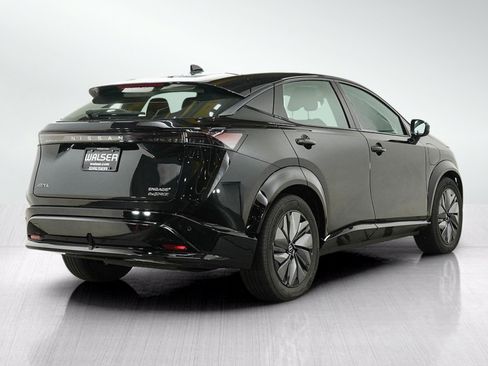 Used 2024 Nissan Ariya AWD image 5